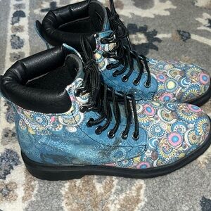 Yes We Vibe‎ Boots